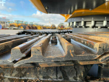 Telakaivinkoneet  2024 JCB 205 (13)
