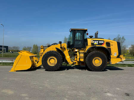 Kolové nakladače 2020 Caterpillar 980M (1)