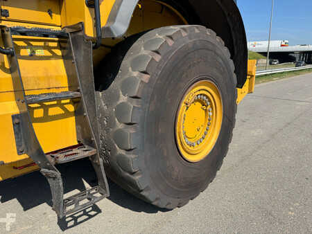 Kolové nakladače 2020 Caterpillar 980M (13)