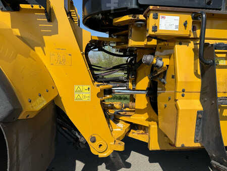 Kolové nakladače 2020 Caterpillar 980M (16)