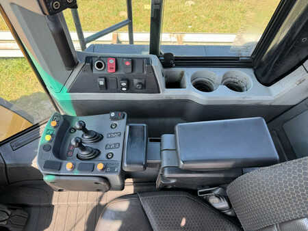 Kolové nakladače 2020 Caterpillar 980M (24)