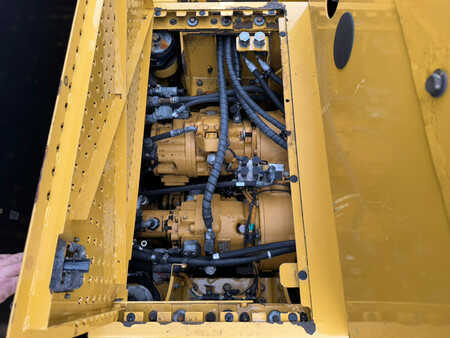 Carregadeira de rodas 2019 Caterpillar 988K (16)