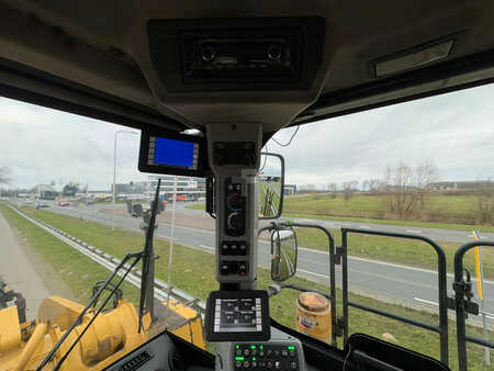 Carregadeira de rodas 2019 Caterpillar 988K (30)