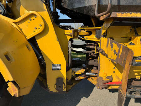 Pyöräkuormaajat 2013 Caterpillar 938K (22)