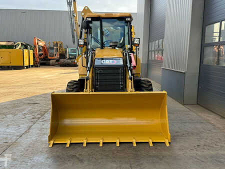 Rigid Backhoe Loader 2024 Caterpillar 424 - 4WD / AC (10)
