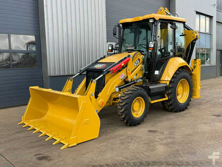 Rigid Backhoe Loader 2024 Caterpillar 424 - 4WD / AC (2)