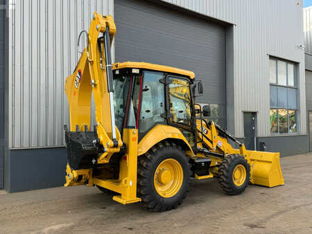 Rigid Backhoe Loader 2024 Caterpillar 424 - 4WD / AC (8)