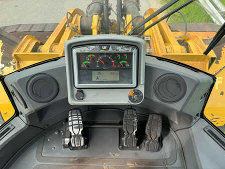 Kolové nakladače 2020 Caterpillar 980M (27)