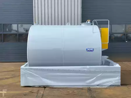 Muut 2025 Emiliana Serbatoi TF9/50 9000Ltr fuel tank (1)