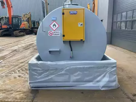 Muut 2025 Emiliana Serbatoi TF9/50 9000Ltr fuel tank (8)