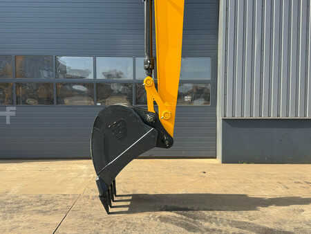 Beltegraver 2025 JCB 245LR Long Reach Excavator (9)
