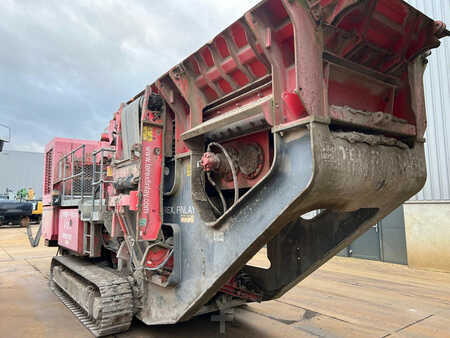 Terex Finlay I-110 impact crusher