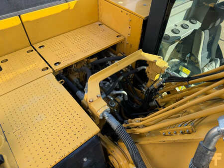 Bæltegraver 2014 Caterpillar 320EL (20)