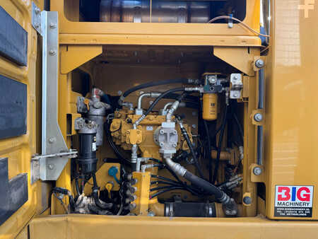 Bæltegraver 2014 Caterpillar 320EL (25)