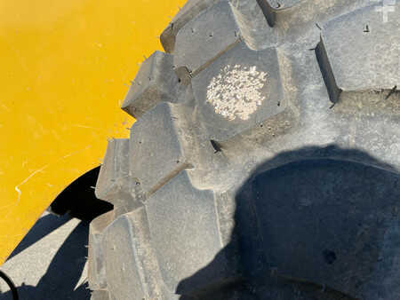Kolové nakladače 2021 Caterpillar 972M XE - CE / new tires / new bucket edge (29)