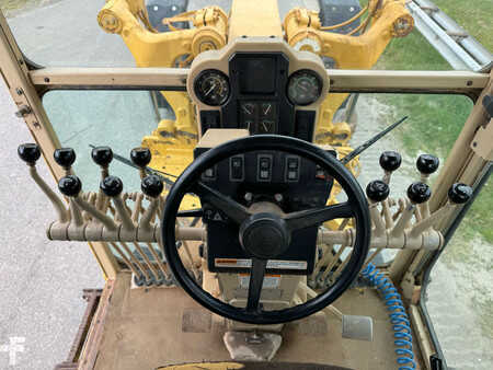 Grader 1997 Caterpillar 140H 3306 engine (20)