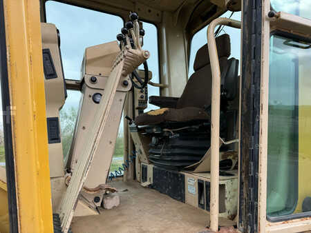 Grader 1997 Caterpillar 140H 3306 engine (21)