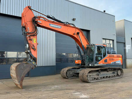 Korečková rýpadla 2018 Doosan DX300LC-5 (2)