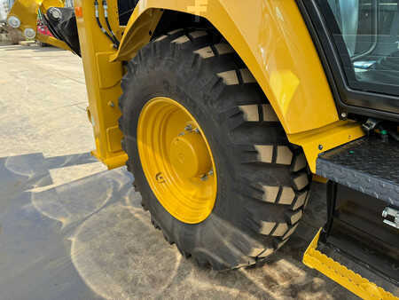 Koparko - Ładowarki sztywne 2025 Caterpillar 424 4x4 Backhoe Loader (20)