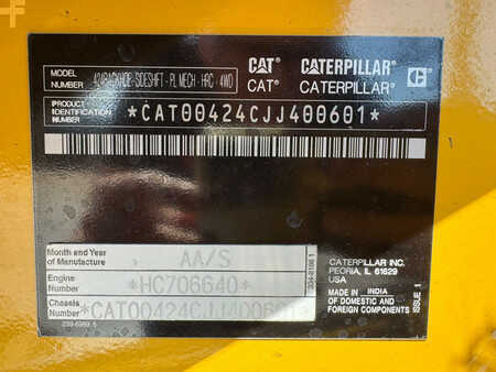 Koparko - Ładowarki sztywne 2025 Caterpillar 424 4x4 Backhoe Loader (36)