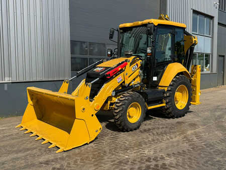 Rigid Backhoe Loader 2025 Caterpillar 424 4x4 Backhoe Loader (8)