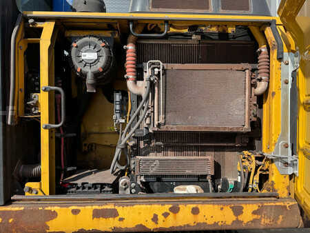 Rupsgraafmachines 2015 Caterpillar 323EL (22)