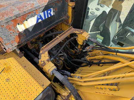 Rupsgraafmachines 2015 Caterpillar 323EL (24)