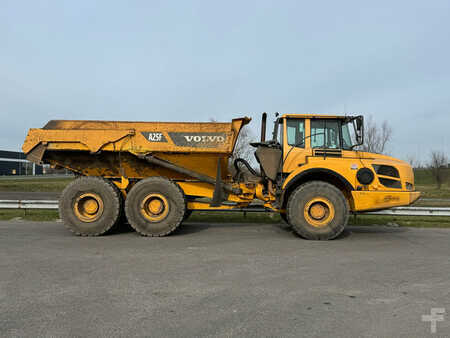 Knickgelenkte Muldenkipper/Dumper 2013 Volvo A25F (7)