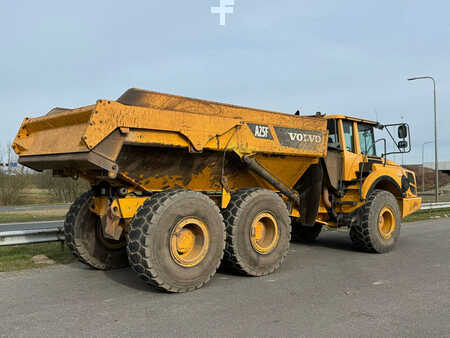 Knickgelenkte Muldenkipper/Dumper 2013 Volvo A25F (9)