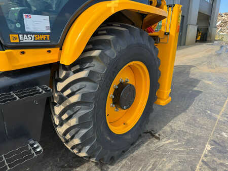 Koparko - Ładowarki sztywne 2024 JCB 3DX 4x4 4-1 Bucket, Hammerlines (20)