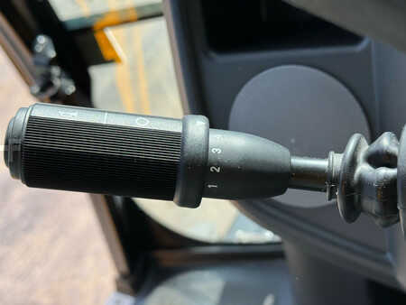 Koparko - Ładowarki sztywne 2024 JCB 3DX 4x4 4-1 Bucket, Hammerlines (33)