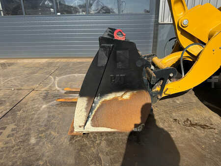 Radlader 2022 Caterpillar 908M (6)