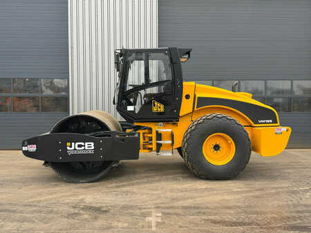 Enkelt tromlekomprimator 2025 JCB VM166D (1)