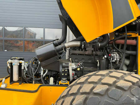 Compacteur monocylindre 2025 JCB VM166D (20)