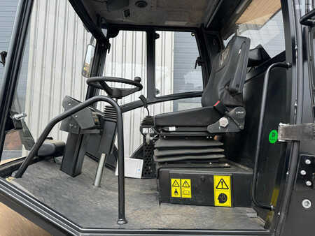 Compacteur monocylindre 2025 JCB VM166D (27)