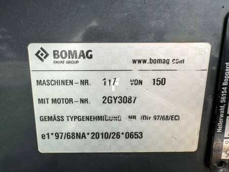 Rolos em tandem 2017 BOMAG BW174 AP-4i (25)
