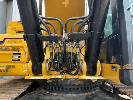 Beltegraver 2015 Caterpillar 352F (10)