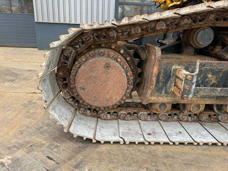 Beltegraver 2015 Caterpillar 352F (11)