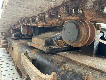 Beltegraver 2015 Caterpillar 352F (17)