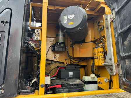 Beltegraver 2015 Caterpillar 352F (20)