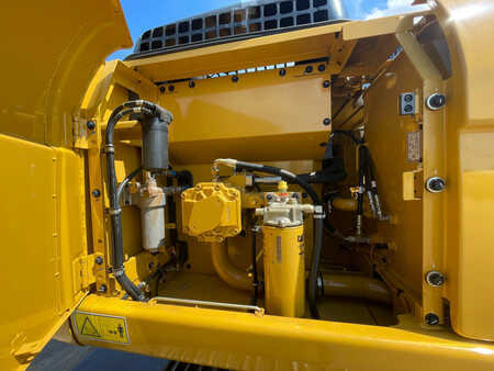 Kettenbagger 2025 Caterpillar 323D3 (16)