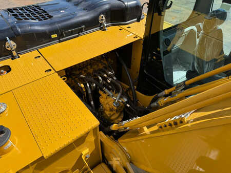 Kettenbagger 2025 Caterpillar 323D3 (18)