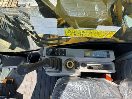 Kettenbagger 2025 Caterpillar 323D3 (25)