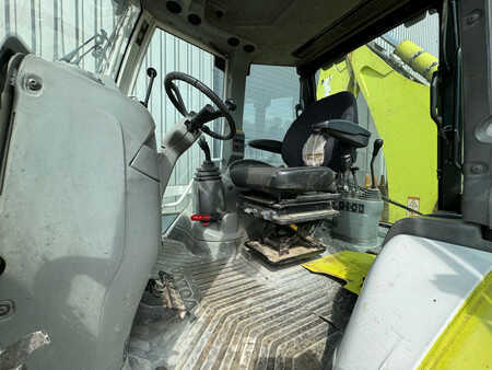 Koparko - Ładowarki sztywne 2006 Volvo BL71 backhoe loader (21)