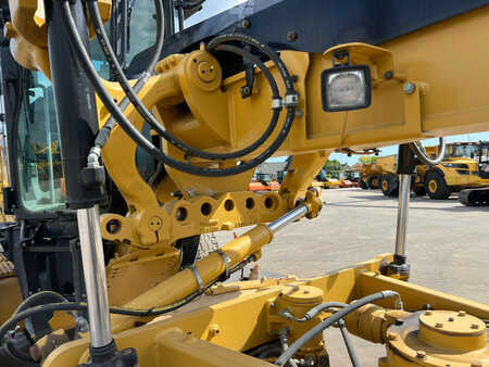 Grader 2013 Caterpillar 140M2 (17)