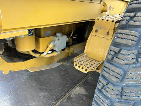 Grader 2013 Caterpillar 140M2 (23)