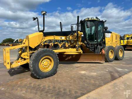 Grader 2013 Caterpillar 140M2 (3)
