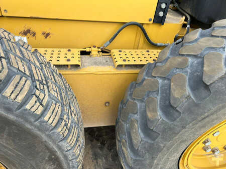 Grader 2013 Caterpillar 140M2 (9)