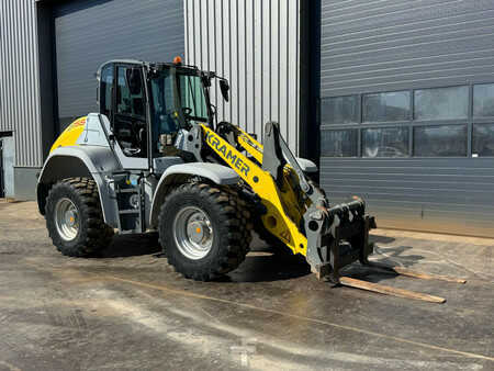 Kramer 8155 / Forks / bucket