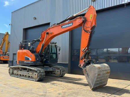 Korečková rýpadla 2018 Doosan DX235 LCR-5 (8)